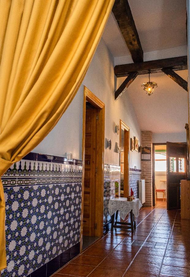 Alojaguay RUEDA, CASA MUSEO RÚSTICA-MODERNA, máxima TRANQUILIDAD con COMODIDAD Exterior foto